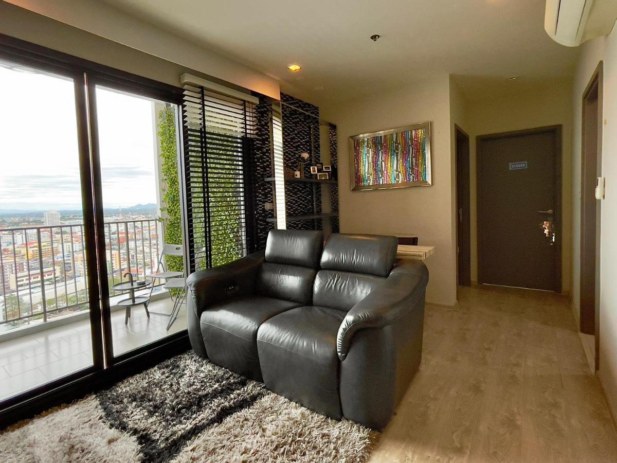 The Base Deluxe Kingsize Daire Pattaya Dış mekan fotoğraf